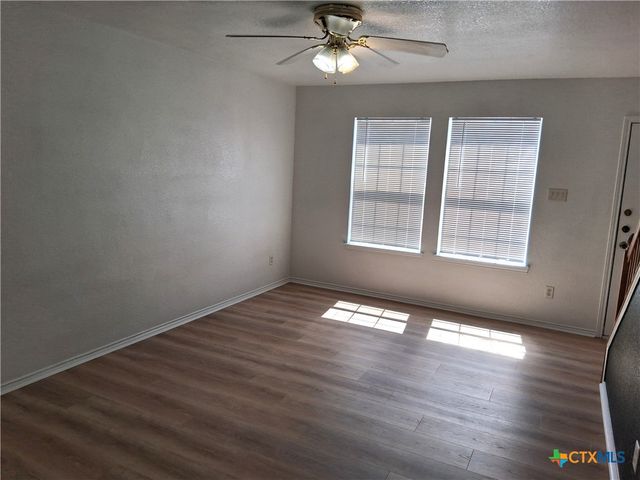 5803 Redstone Drive b, Killeen, TX 76543