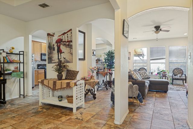 8235 Rockwell, San Antonio, TX 78249