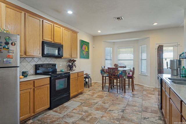 8235 Rockwell, San Antonio, TX 78249