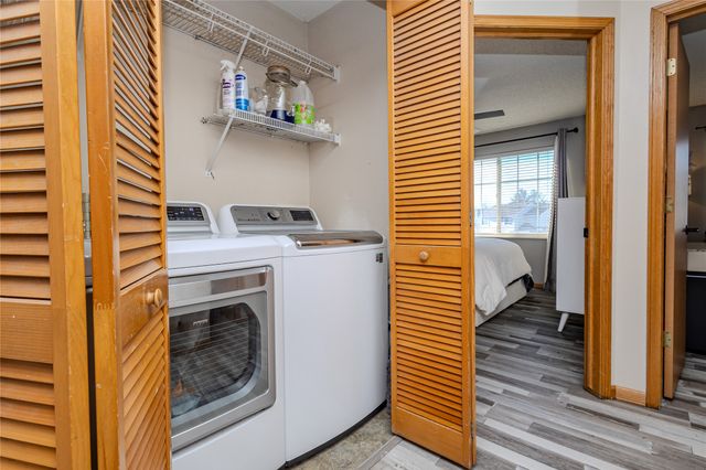 4425 Mills Civic Parkway 503, West Des Moines, IA 50265