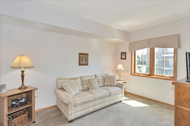 13129 Timber Trail 202, Palos Heights, IL 60463