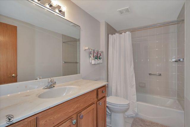 13129 Timber Trail 202, Palos Heights, IL 60463