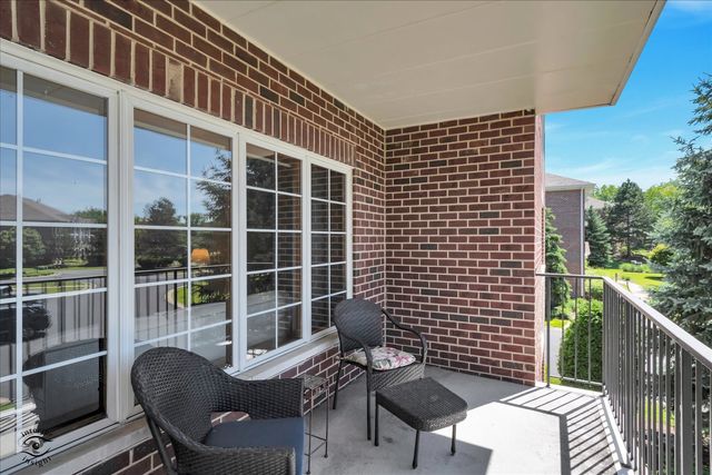 13129 Timber Trail 202, Palos Heights, IL 60463