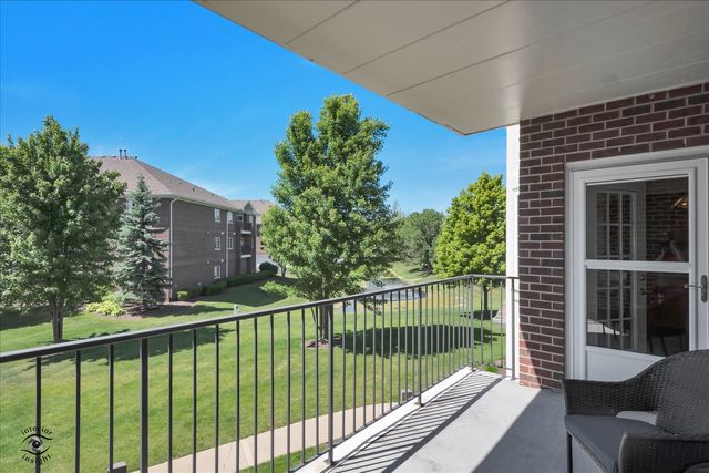 13129 Timber Trail 202, Palos Heights, IL 60463
