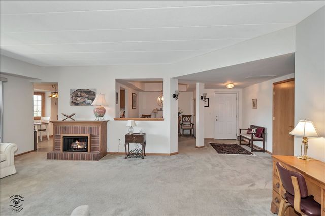 13129 Timber Trail 202, Palos Heights, IL 60463