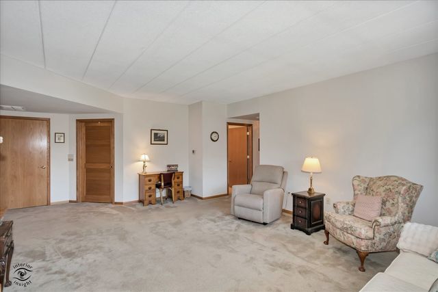 13129 Timber Trail 202, Palos Heights, IL 60463