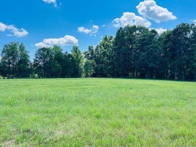 64 Piper Lane, Russell Springs, KY 42642