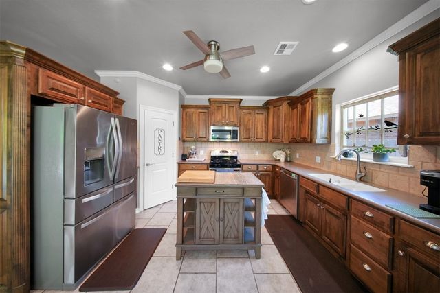 1840 Kamber Terrace, Edmond, OK 73003