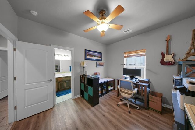 1840 Kamber Terrace, Edmond, OK 73003