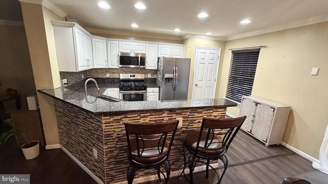 6821 AVALON ISLE WAY, Gainesville, VA 20155