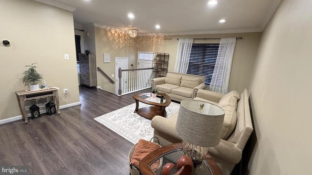 6821 AVALON ISLE WAY, Gainesville, VA 20155