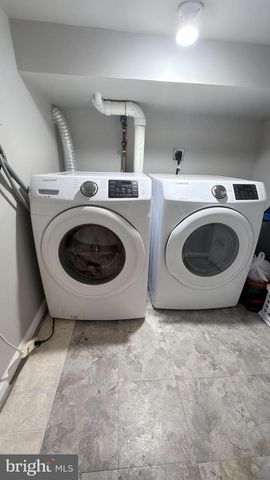 6821 AVALON ISLE WAY, Gainesville, VA 20155