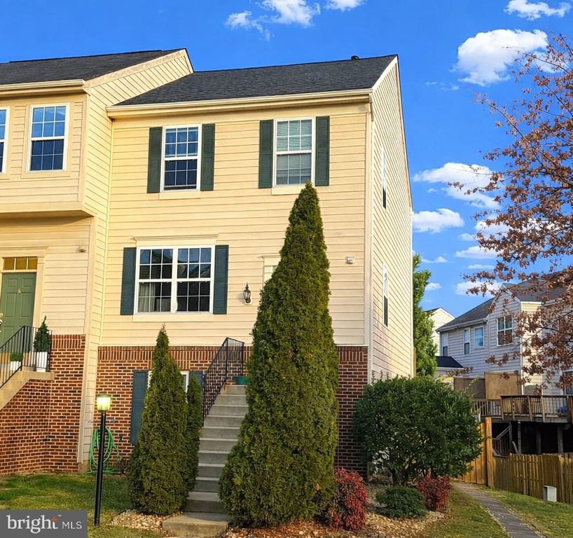 6821 AVALON ISLE WAY, Gainesville, VA 20155