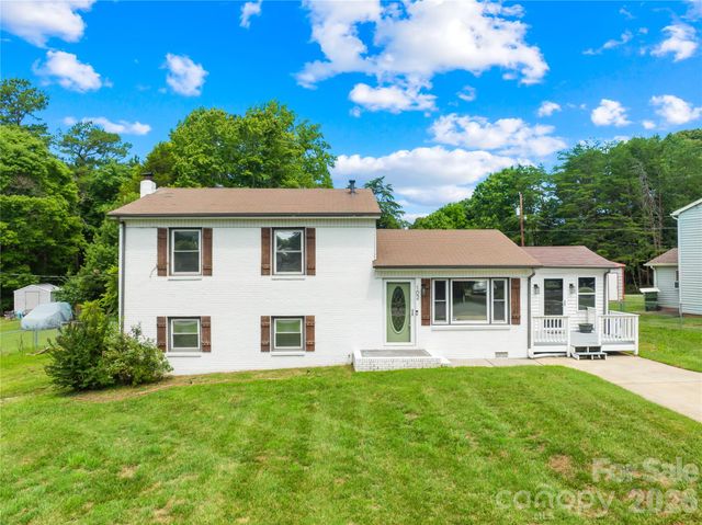 102 Wingate Drive, Stanley, NC 28164