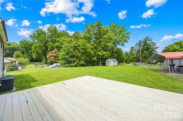 102 Wingate Drive, Stanley, NC 28164