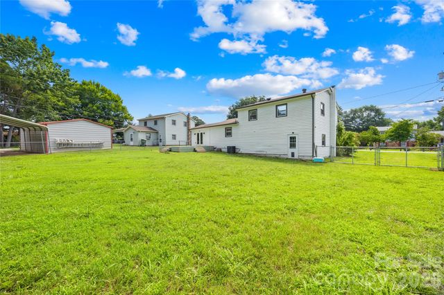 102 Wingate Drive, Stanley, NC 28164