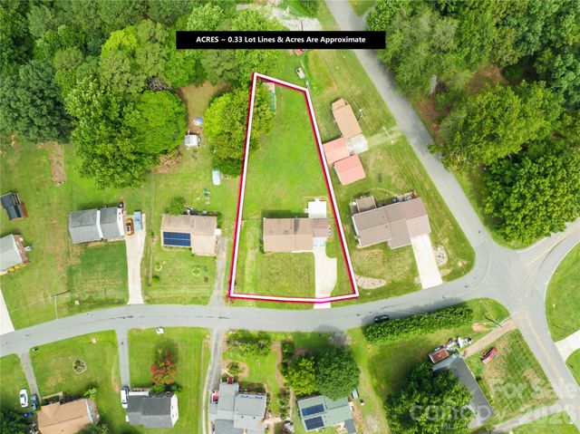 102 Wingate Drive, Stanley, NC 28164