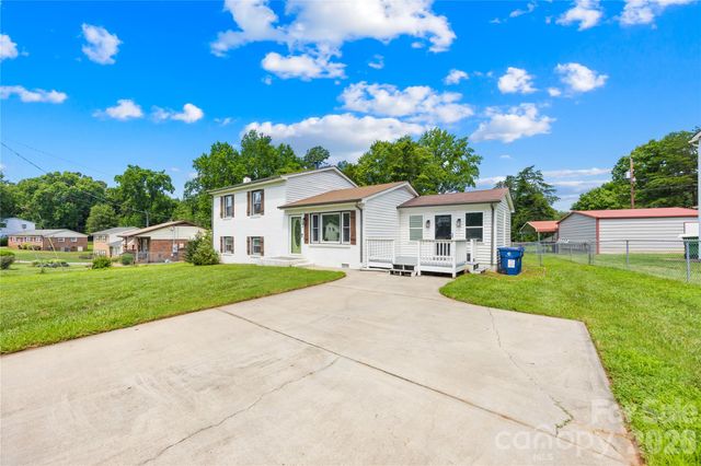 102 Wingate Drive, Stanley, NC 28164
