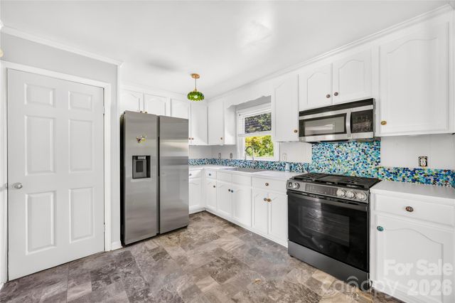 102 Wingate Drive, Stanley, NC 28164