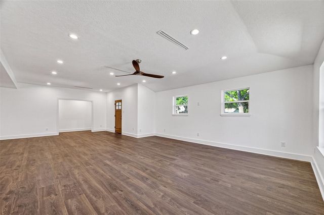 1338 Seaspray Court, Houston, TX 77008