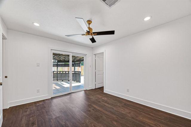 1338 Seaspray Court, Houston, TX 77008
