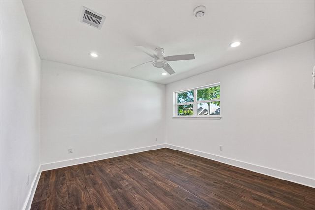 1338 Seaspray Court, Houston, TX 77008