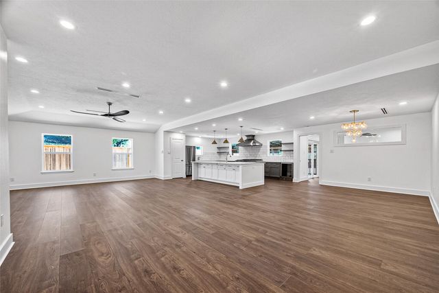 1338 Seaspray Court, Houston, TX 77008
