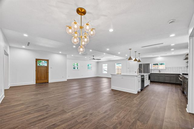 1338 Seaspray Court, Houston, TX 77008