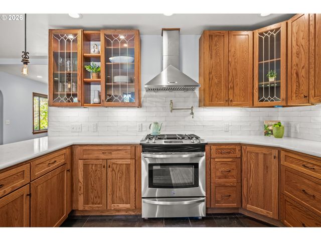 3221 Ne 38TH Ave, Portland, OR 97212