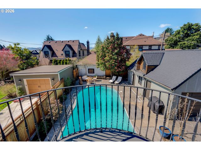 3221 Ne 38TH Ave, Portland, OR 97212