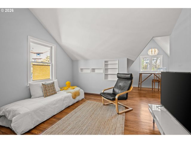 3221 Ne 38TH Ave, Portland, OR 97212