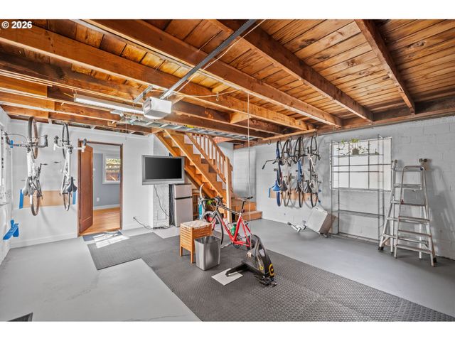 3221 Ne 38TH Ave, Portland, OR 97212