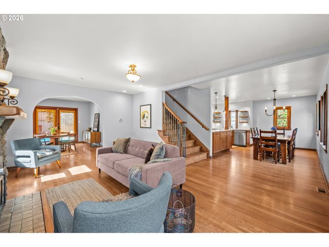 3221 Ne 38TH Ave, Portland, OR 97212