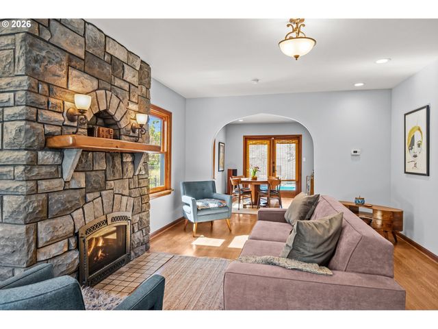 3221 Ne 38TH Ave, Portland, OR 97212