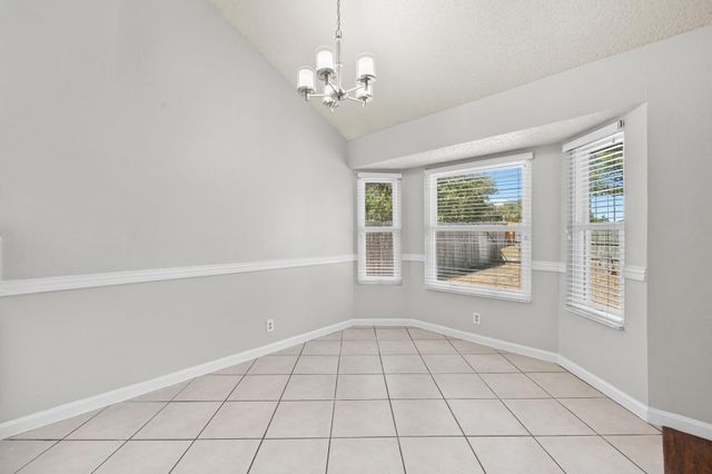 302 Splitrock ST, Round Rock, TX 78681