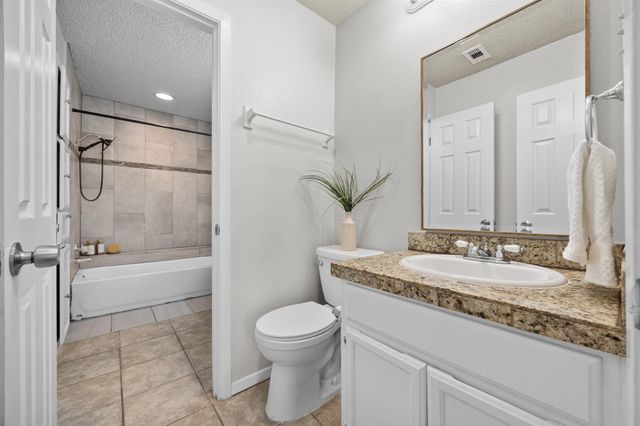 302 Splitrock ST, Round Rock, TX 78681