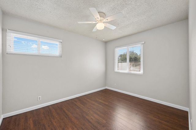 302 Splitrock ST, Round Rock, TX 78681