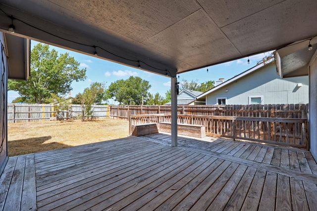 302 Splitrock ST, Round Rock, TX 78681