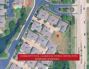 3924 Villas Creek Court, Edmond, OK 73003