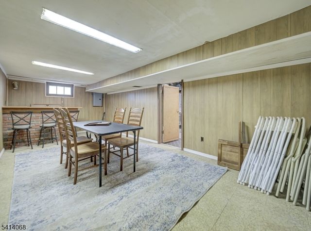 15 Glassboro Rd, Parsippany-troy Hills Twp., NJ 07054