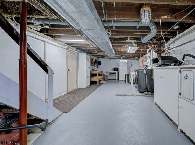 15 Glassboro Rd, Parsippany-troy Hills Twp., NJ 07054