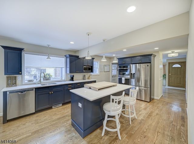 15 Glassboro Rd, Parsippany-troy Hills Twp., NJ 07054