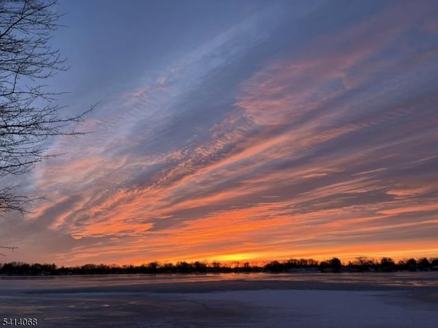 15 Glassboro Rd, Parsippany-troy Hills Twp., NJ 07054