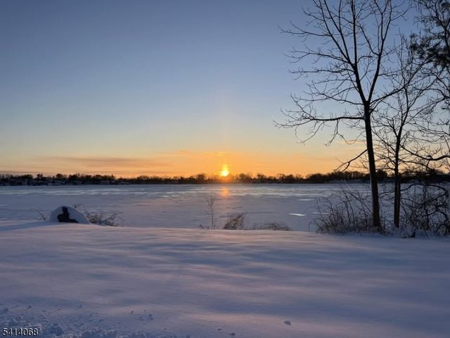 15 Glassboro Rd, Parsippany-troy Hills Twp., NJ 07054