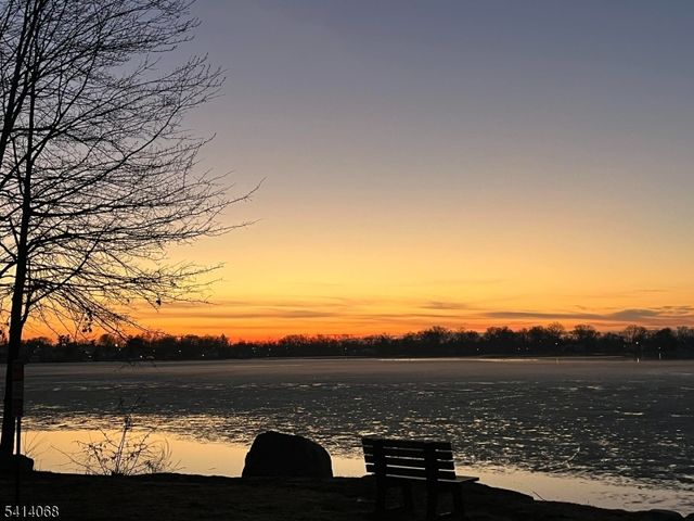 15 Glassboro Rd, Parsippany-troy Hills Twp., NJ 07054