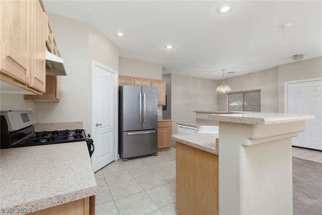 6624 Lavender Lilly Lane 3, North Las Vegas, NV 89084