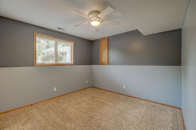 940 Leroy Lane, River Falls, WI 54022