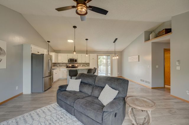940 Leroy Lane, River Falls, WI 54022