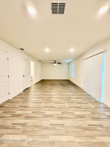 570 INDEPENDENCE Drive, Macclenny, FL 32063