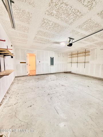 570 INDEPENDENCE Drive, Macclenny, FL 32063